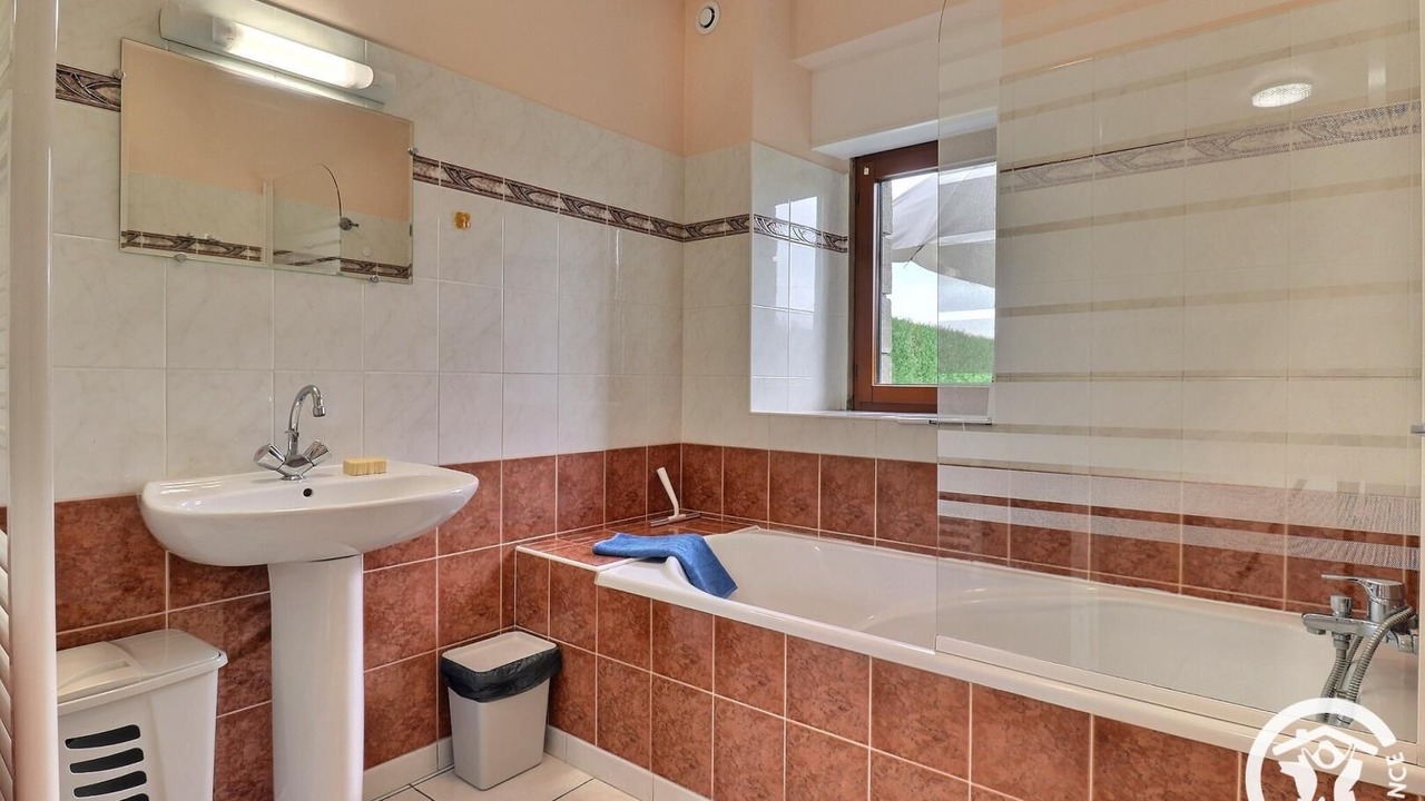 Photo of Bathroom in Epiniac