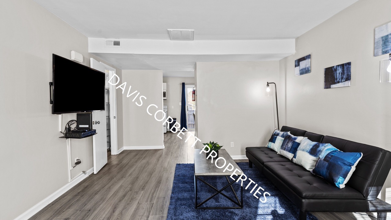 Photo of Livingroom in Greenville