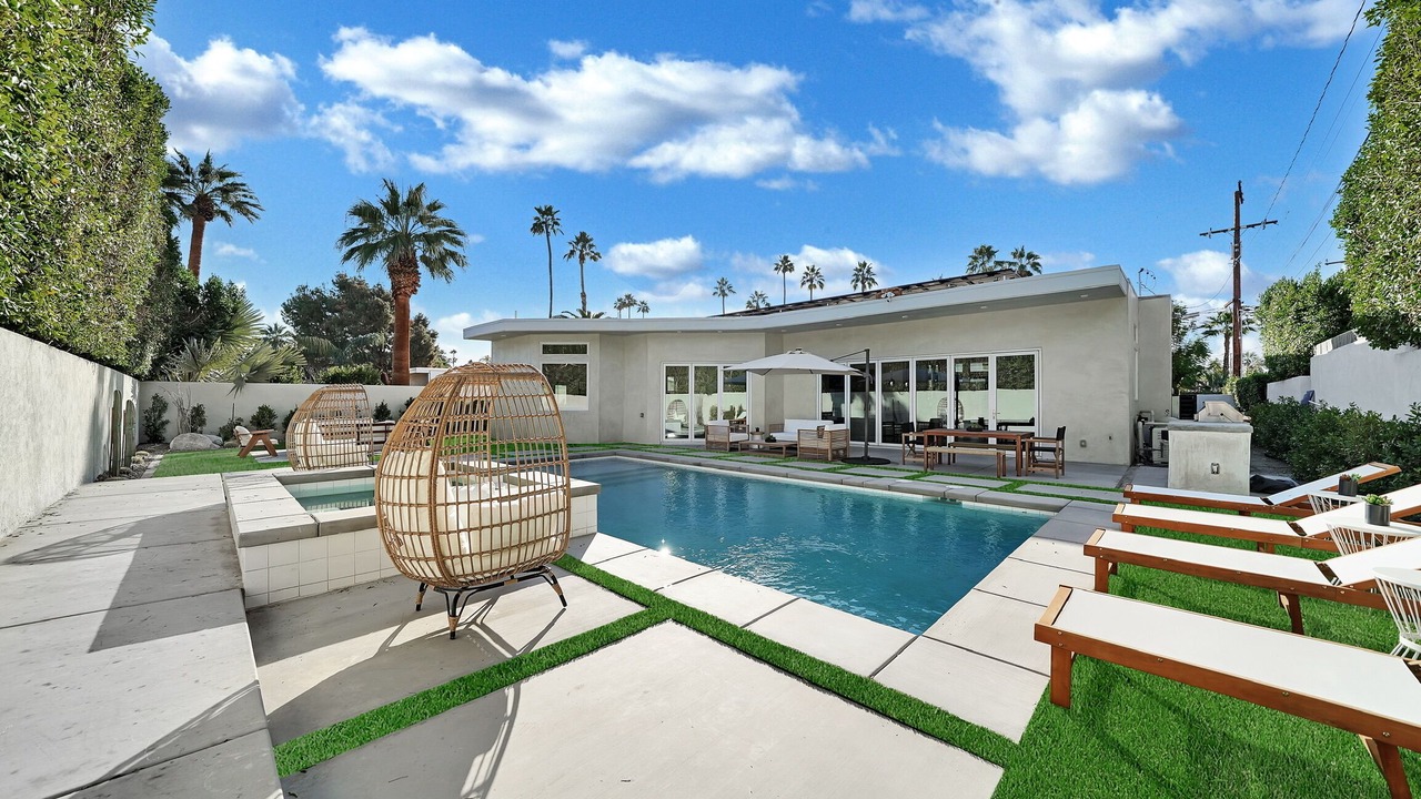 Photo of Outdoor in Tahquitz River Estates