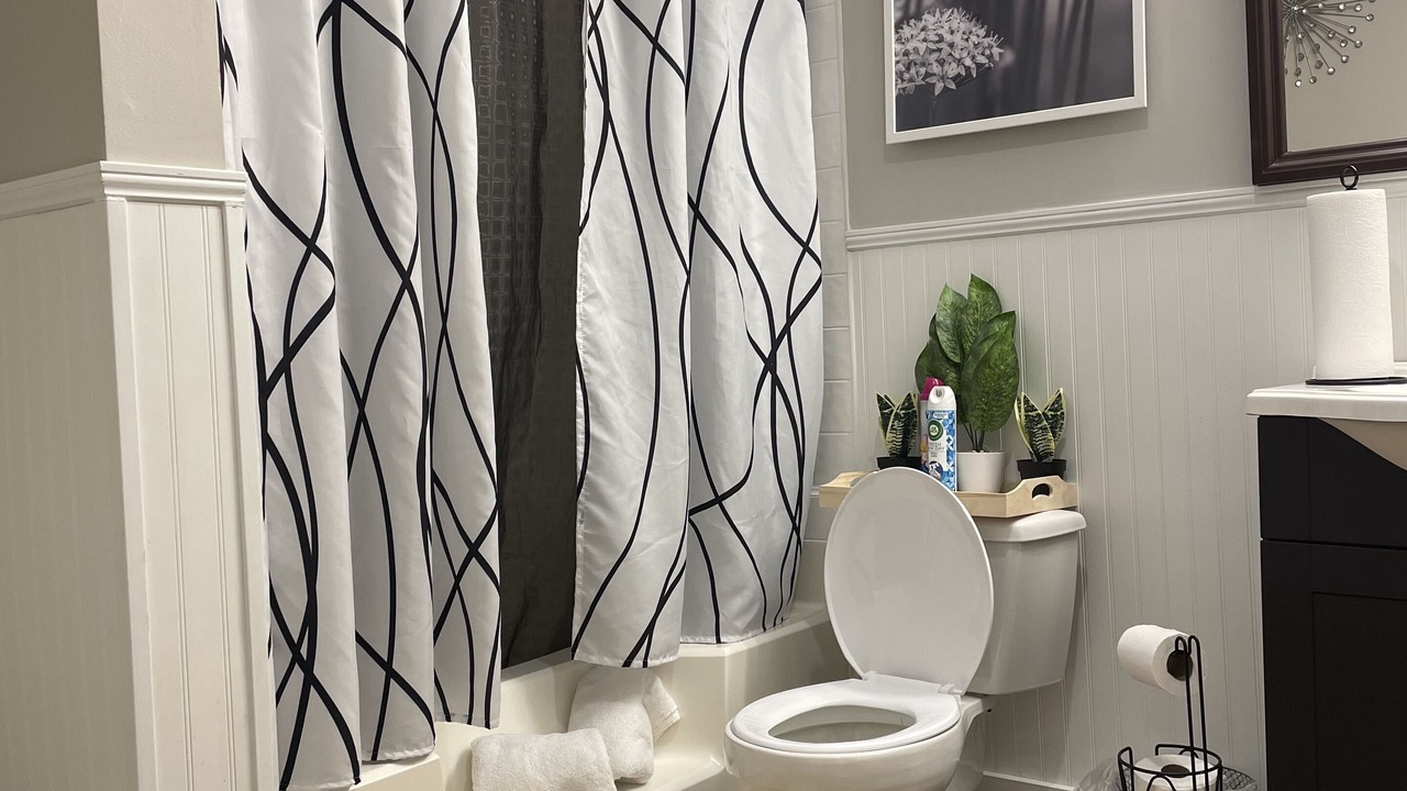 Photo of Bathroom in Marlwood Acre