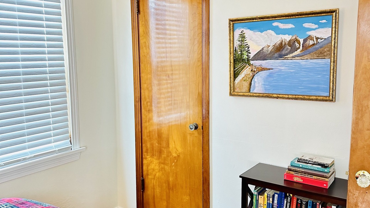 Photo of Bedroom in Erie