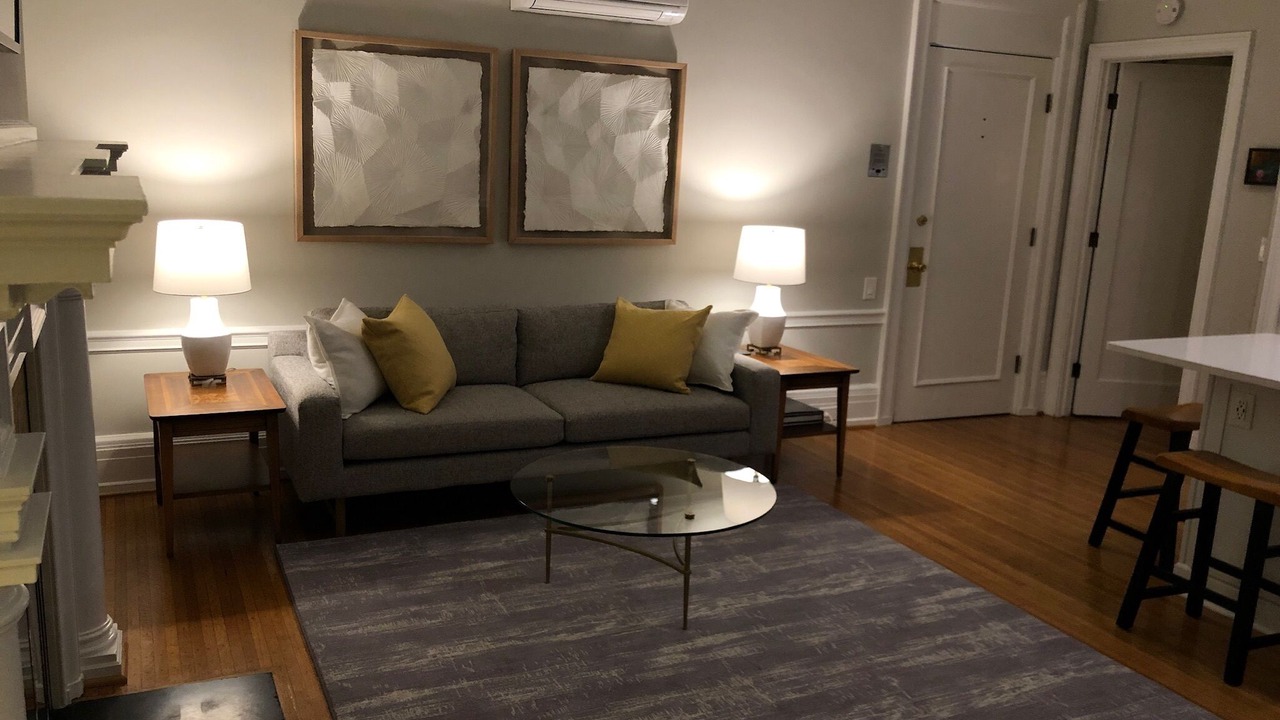 Photo of Livingroom in East Avenue
