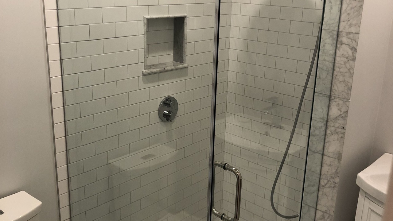 Photo of Bathroom in East Avenue