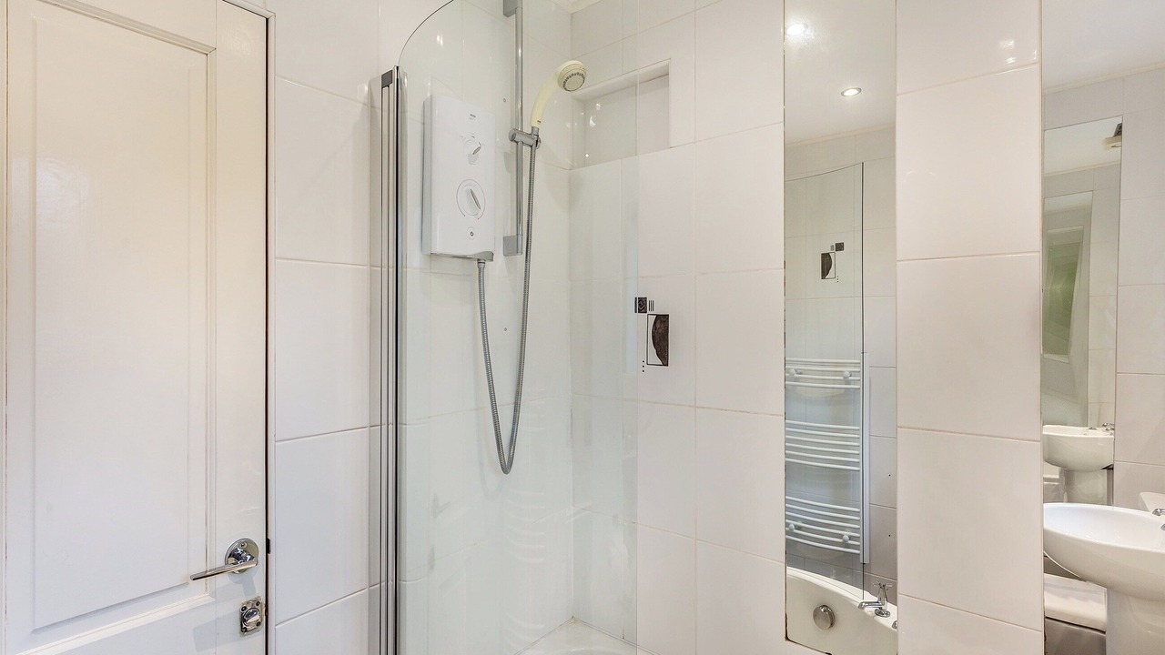 Photo of Bathroom in Spittal