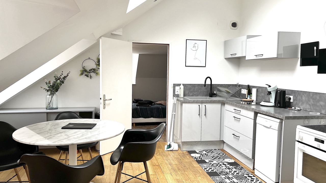 Photo of Kitchen in Downtown Angers