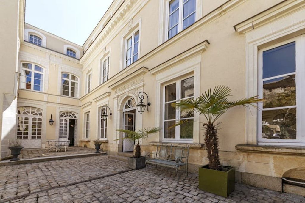 Photo of Outdoor in Downtown Angers