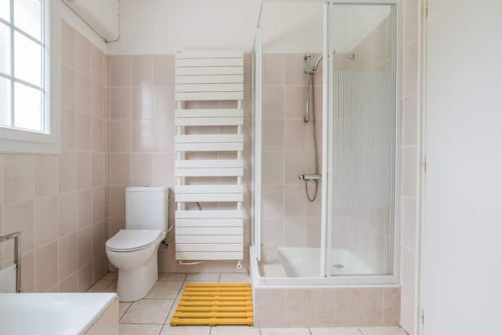 Photo of Bathroom in Gujan-Mestras