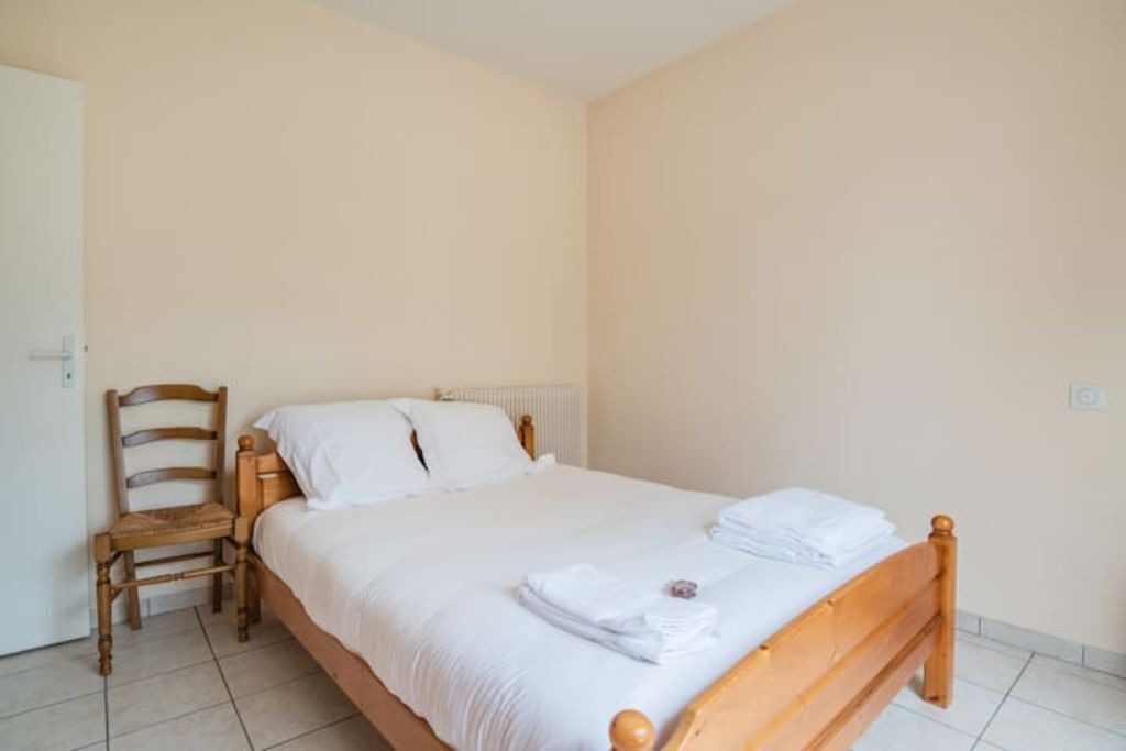 Photo of Bedroom in Gujan-Mestras