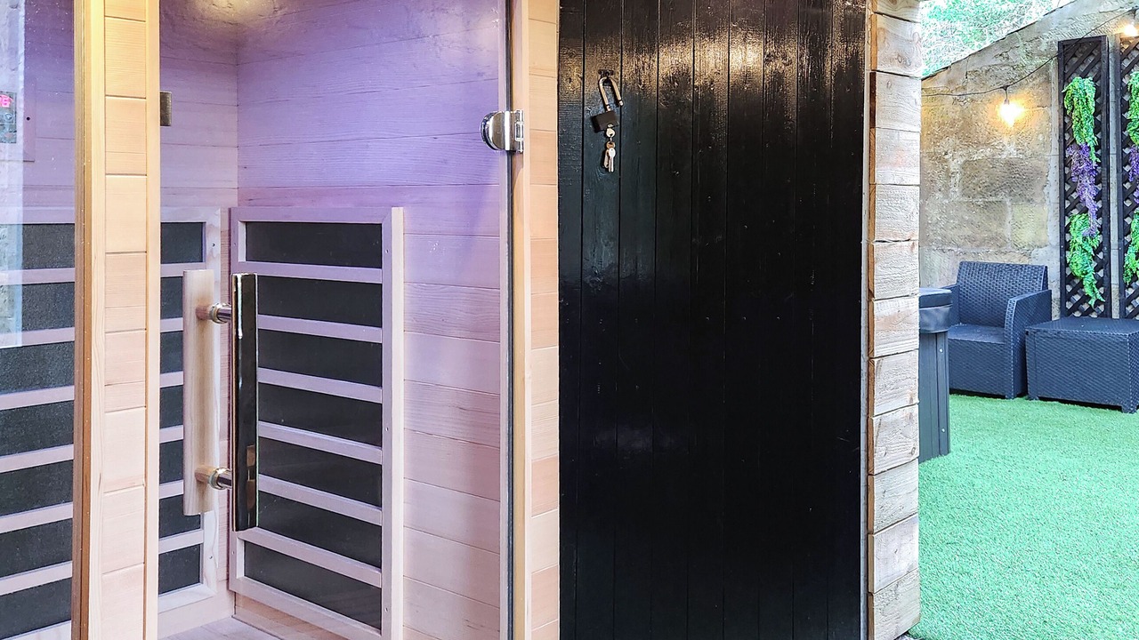 Photo of Others in Larkhall