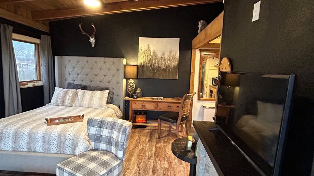 Photo of Bedroom in Shreveport