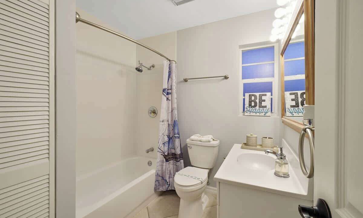 Photo of Bathroom in Deerfield Beach