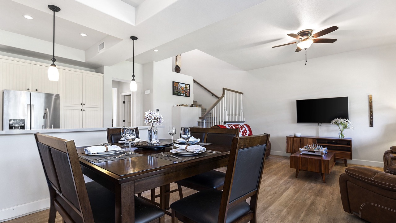 Photo of Livingroom in Kulalani