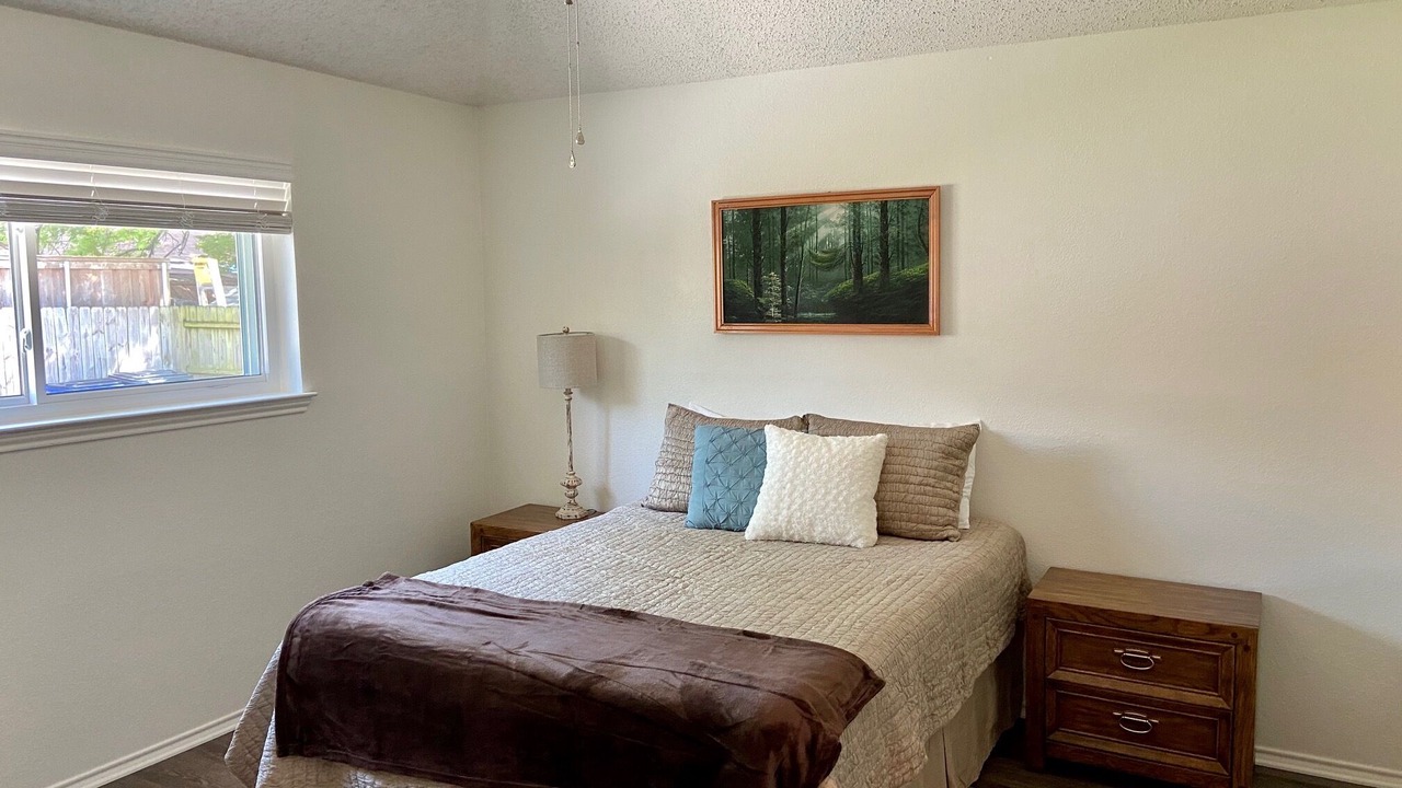 Photo of Bedroom in Euless
