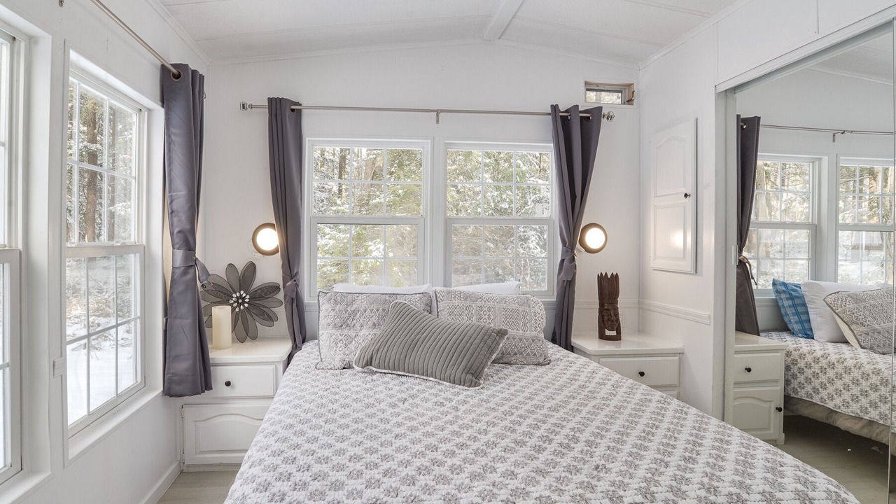 Photo of Bedroom in Kawartha Lakes