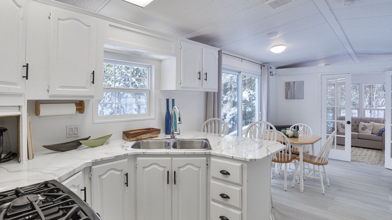 Photo of Kitchen in Kawartha Lakes