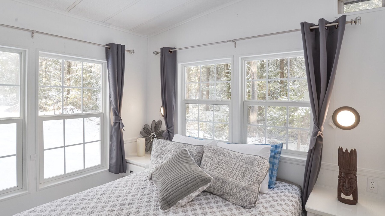 Photo of Bedroom in Kawartha Lakes