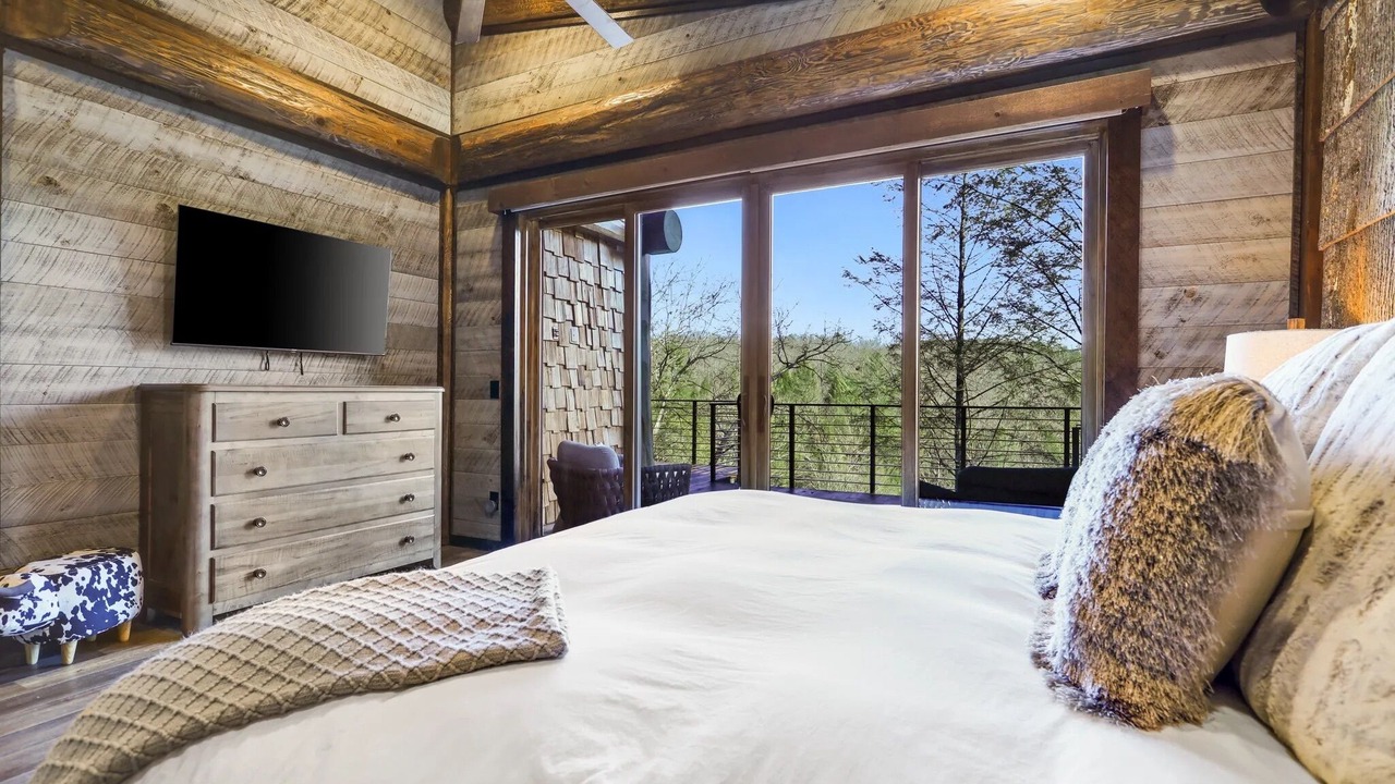 Photo of Others in Epworth