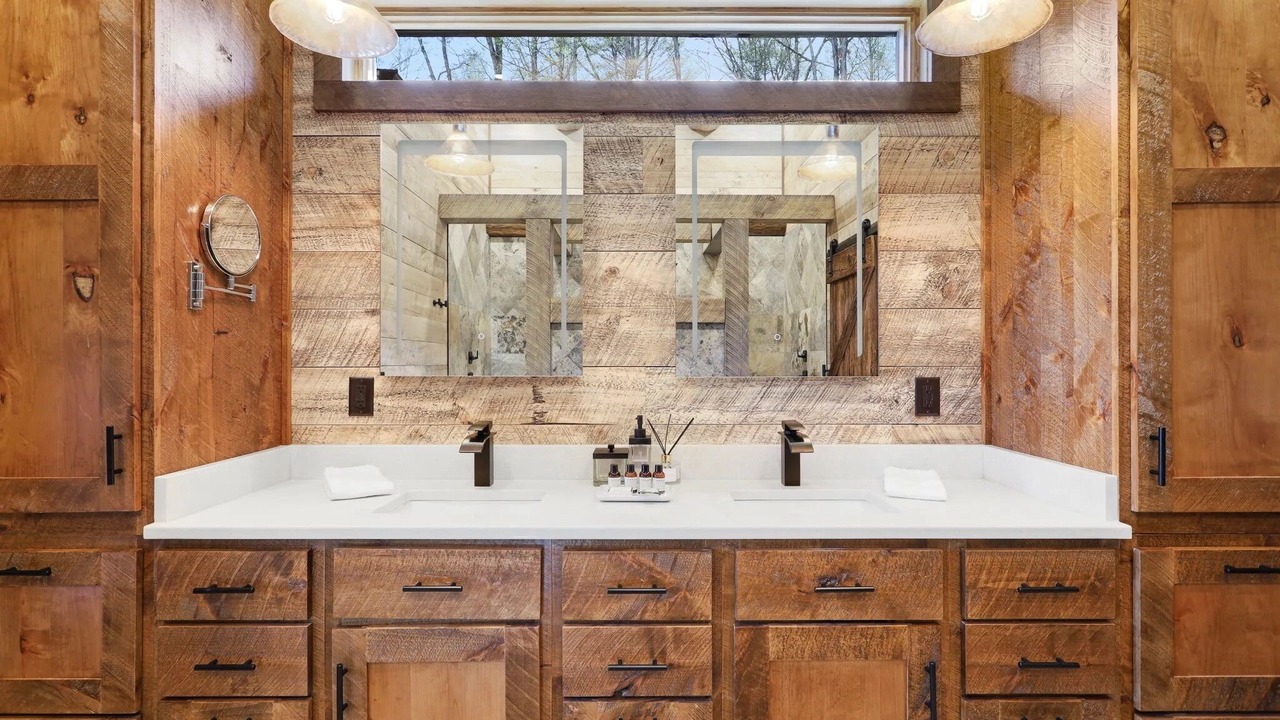 Photo of Others in Epworth