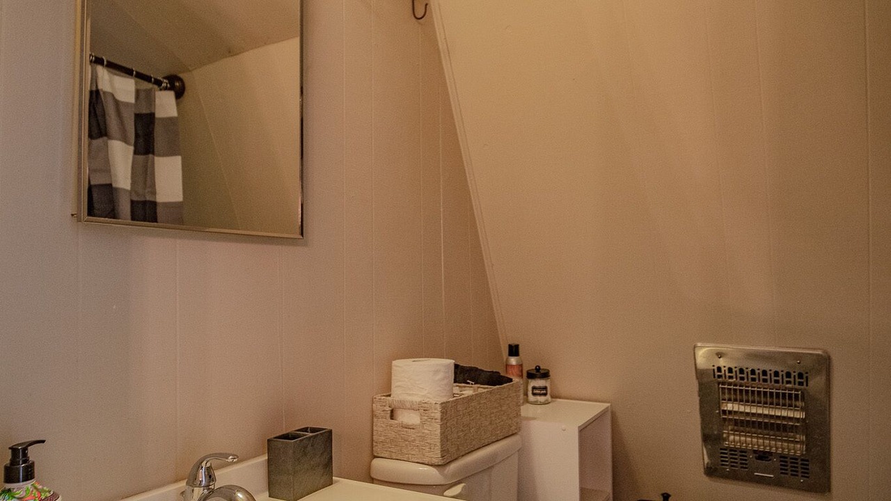 Photo of Bathroom in Cloudcroft