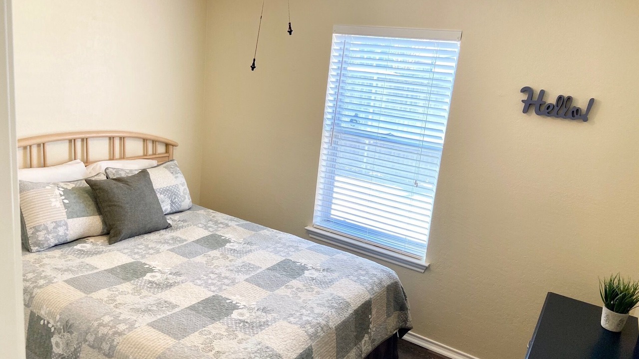 Photo of Bedroom in Euless