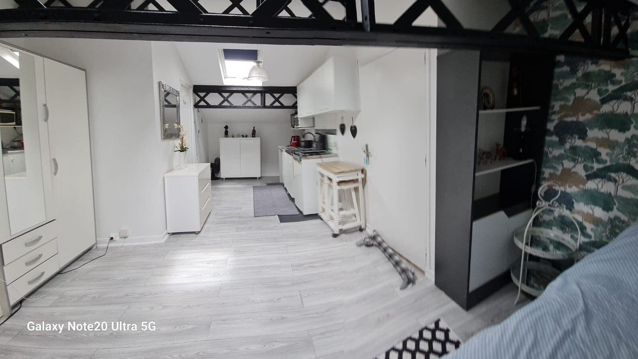 Photo of Others in Bondy