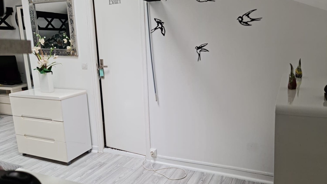 Photo of Others in Bondy