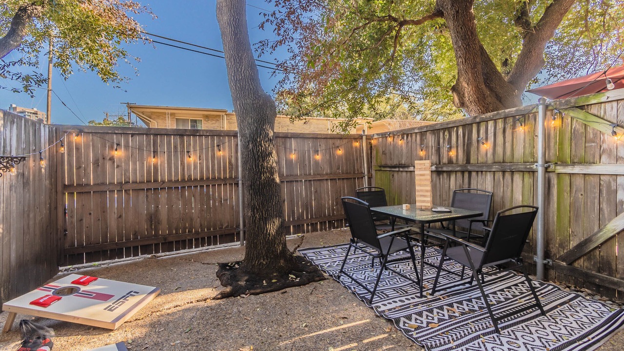 Photo of Outdoor in Turtle Creek