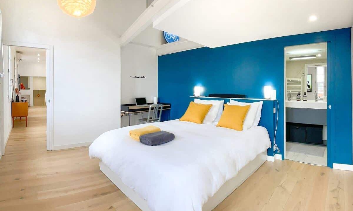 Photo of Bedroom in Carmes