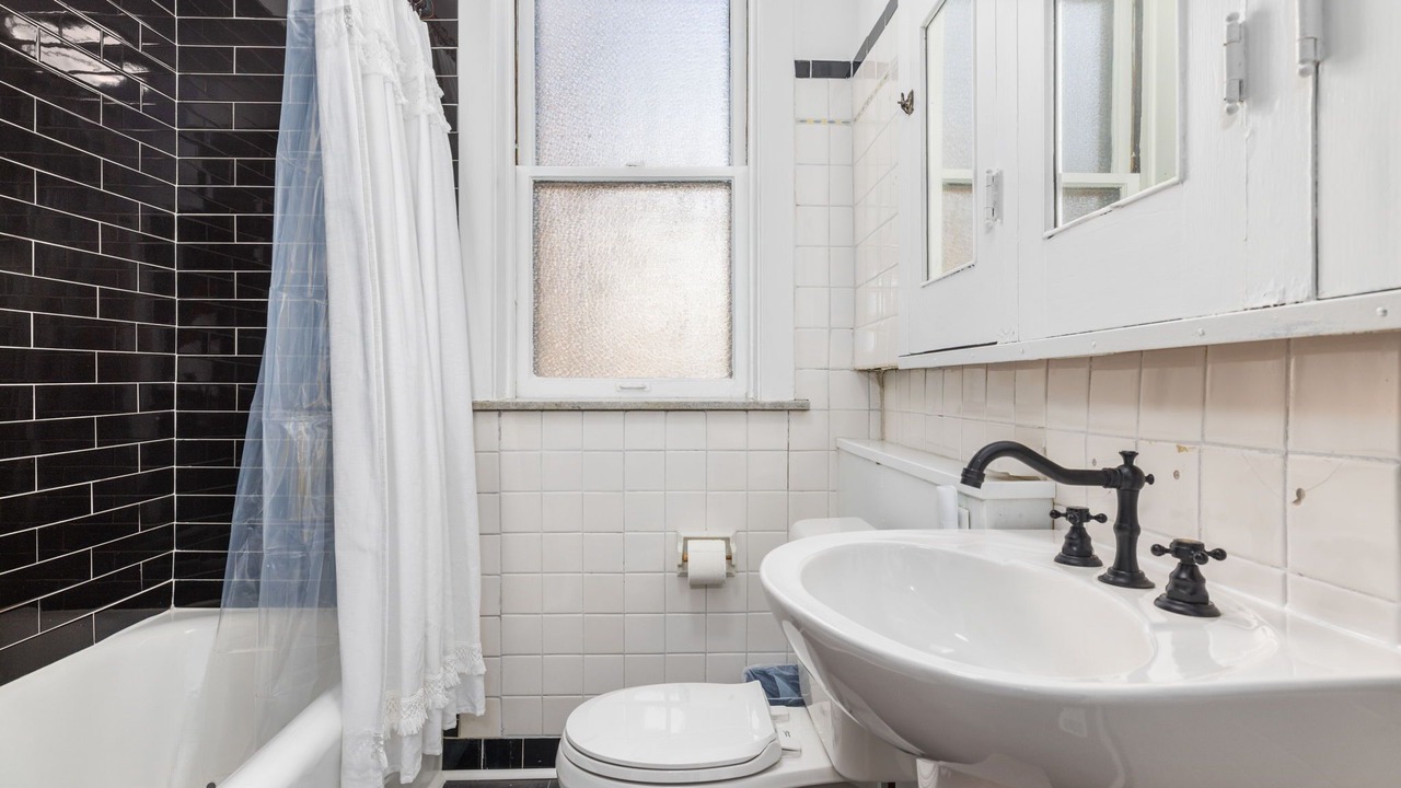 Photo of Bathroom in Downtown St. Louis