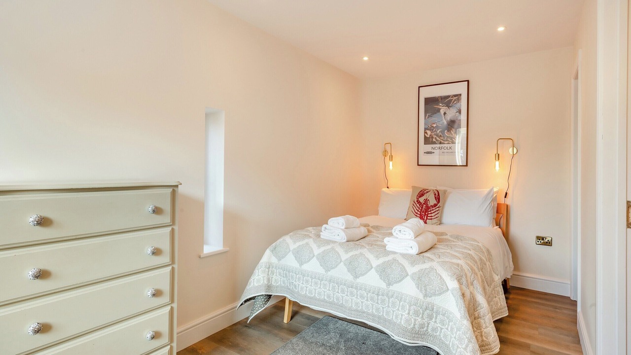 Photo of Others in Overstrand