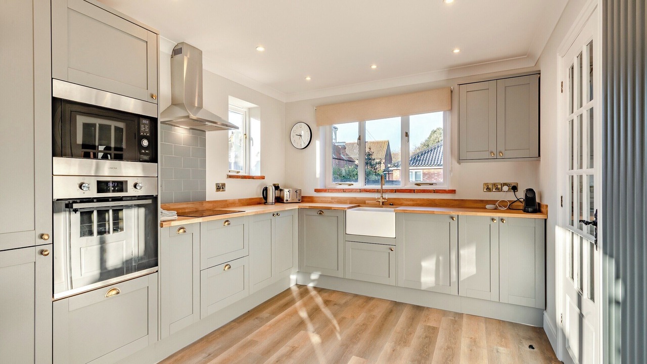 Photo of Others in Overstrand