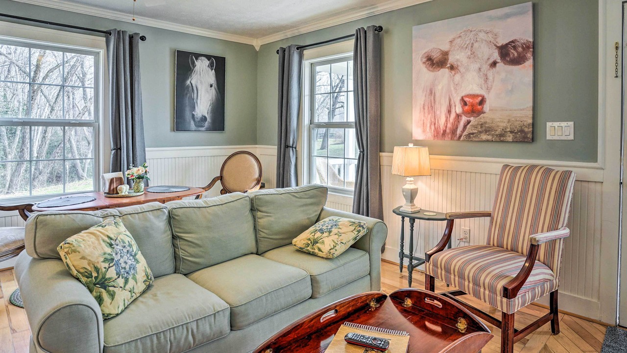 Photo of Livingroom in Loretto