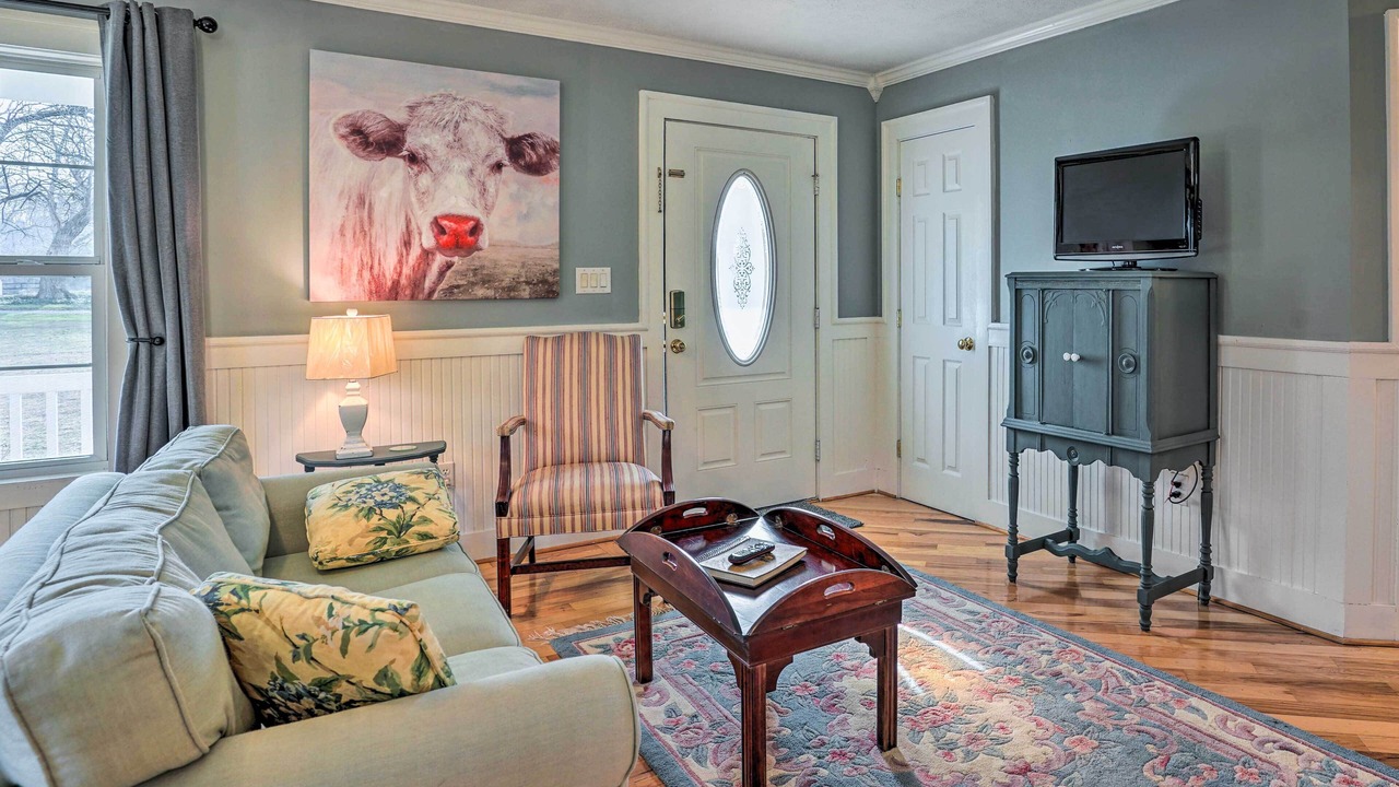 Photo of Livingroom in Loretto