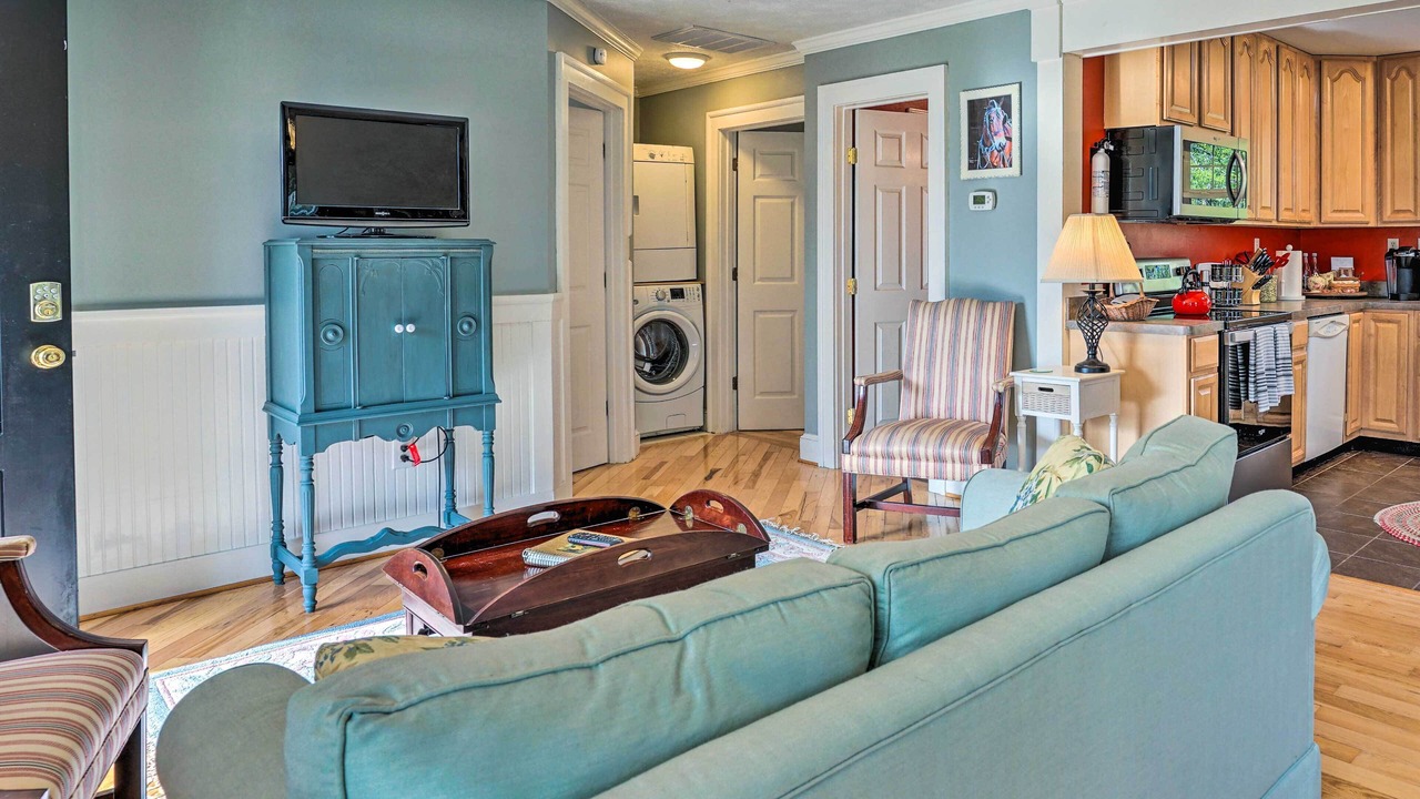 Photo of Livingroom in Loretto