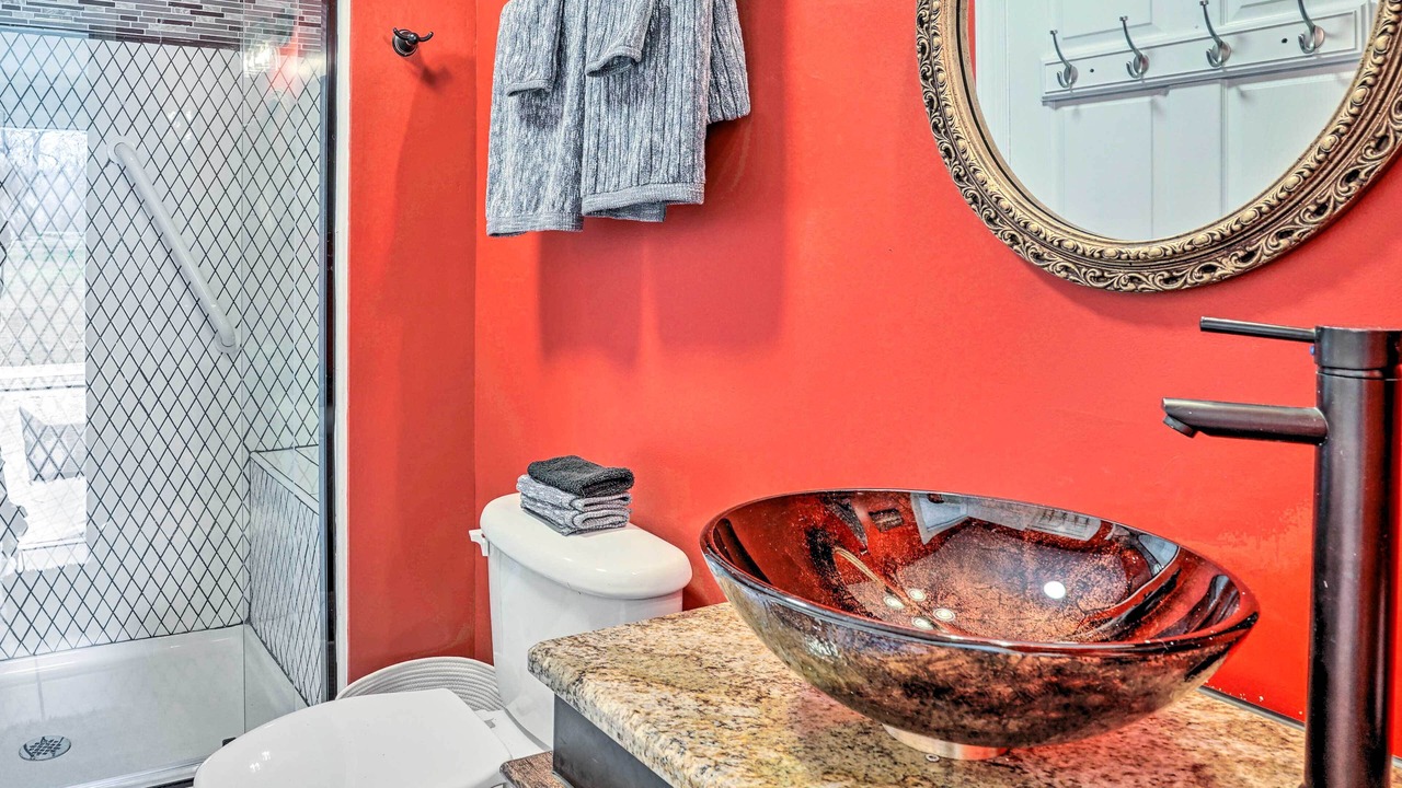 Photo of Bathroom in Loretto