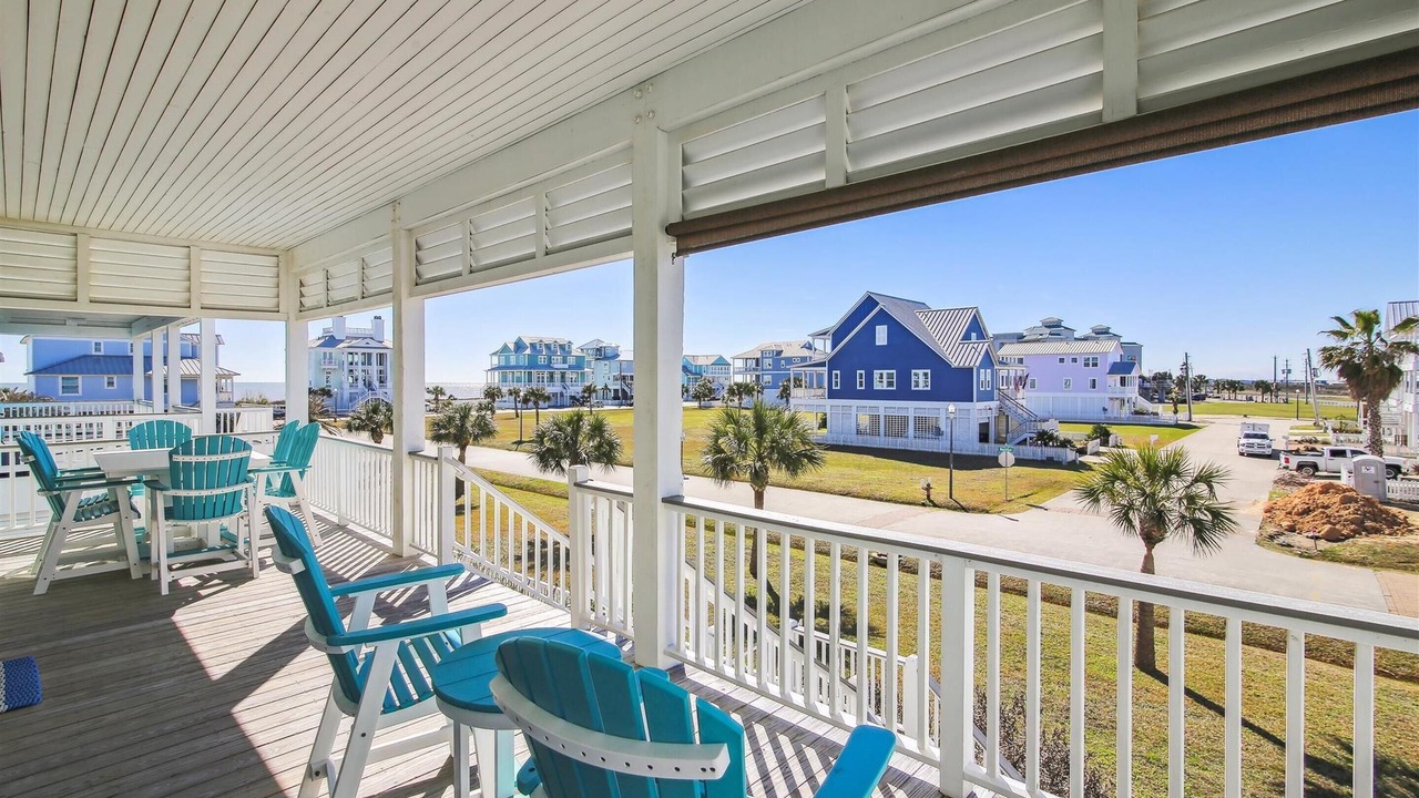 Photo of Patio Balcony in Beachside Village