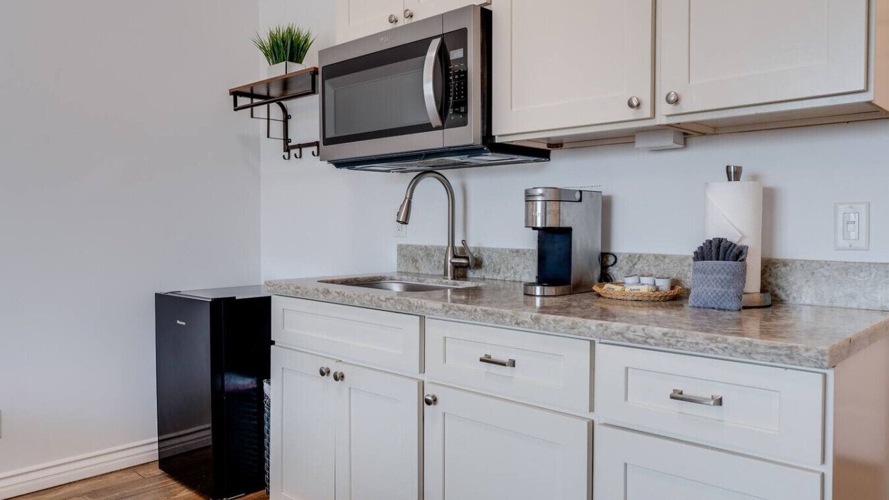 Photo of Kitchen in Wailuku