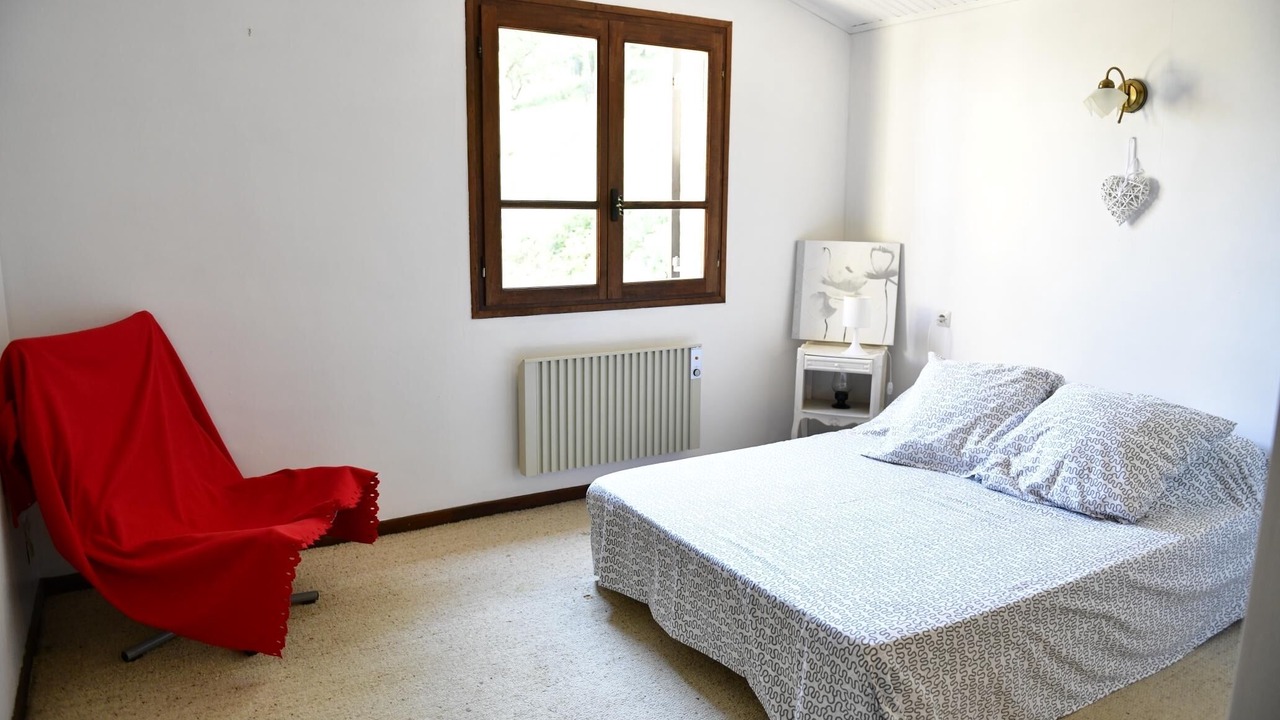 Photo of Bedroom in Cessenon-sur-Orb