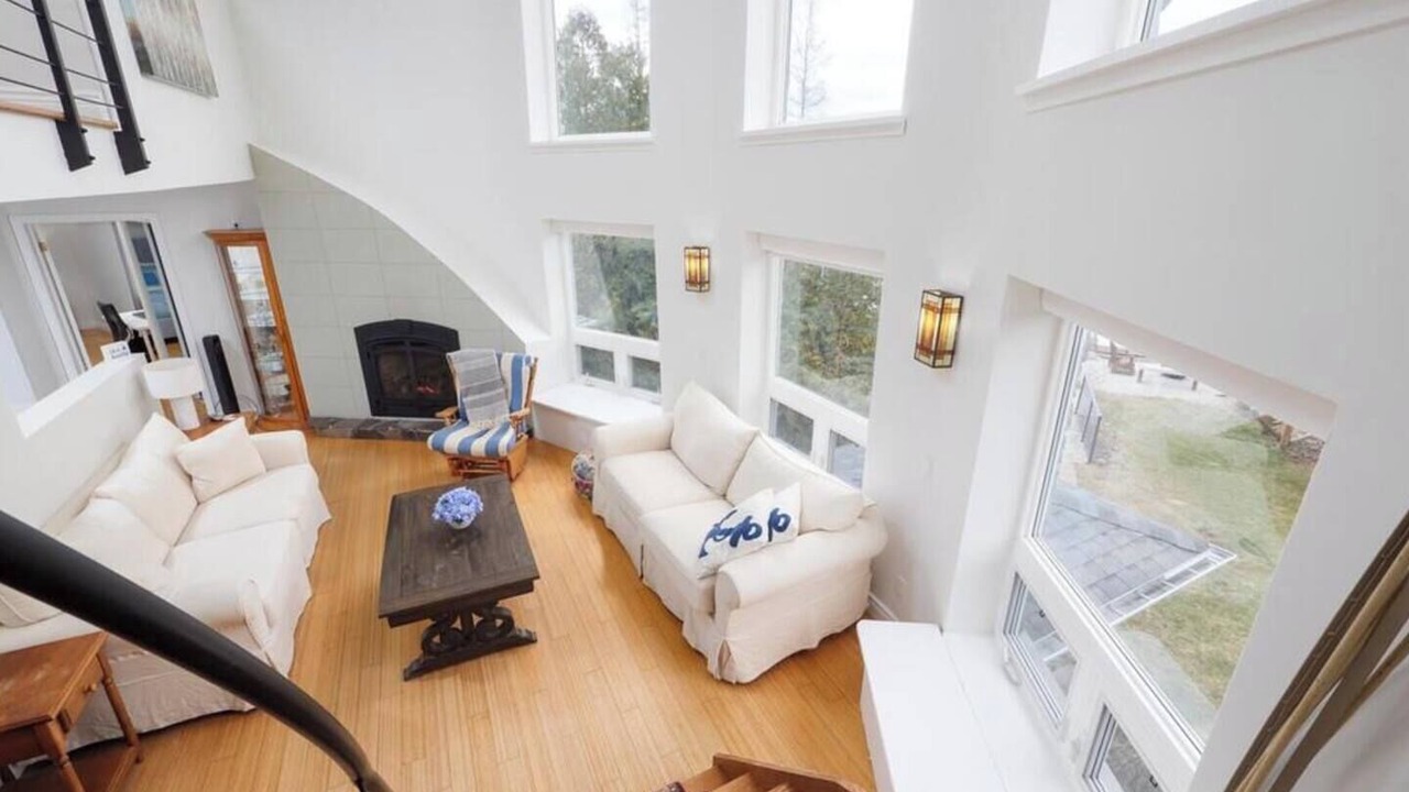 Photo of Livingroom in Stokes Bay