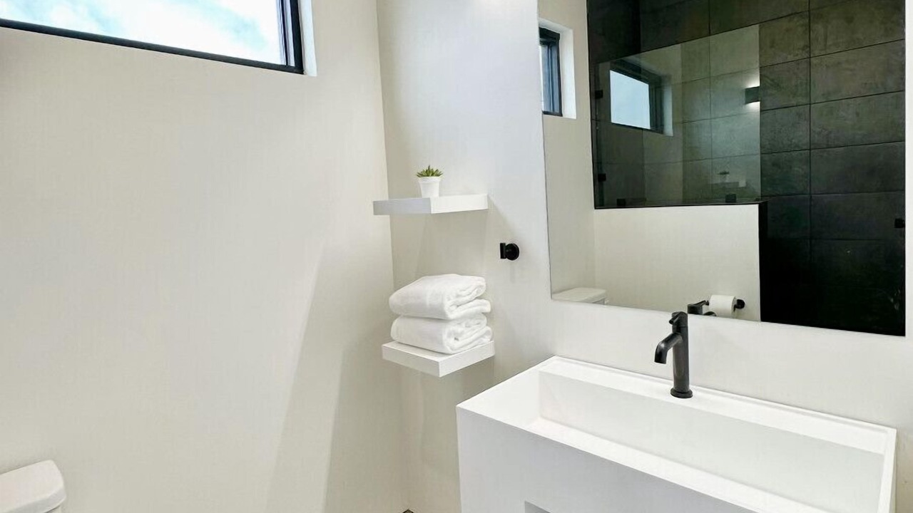 Photo of Bathroom in Downtown Oklahoma City