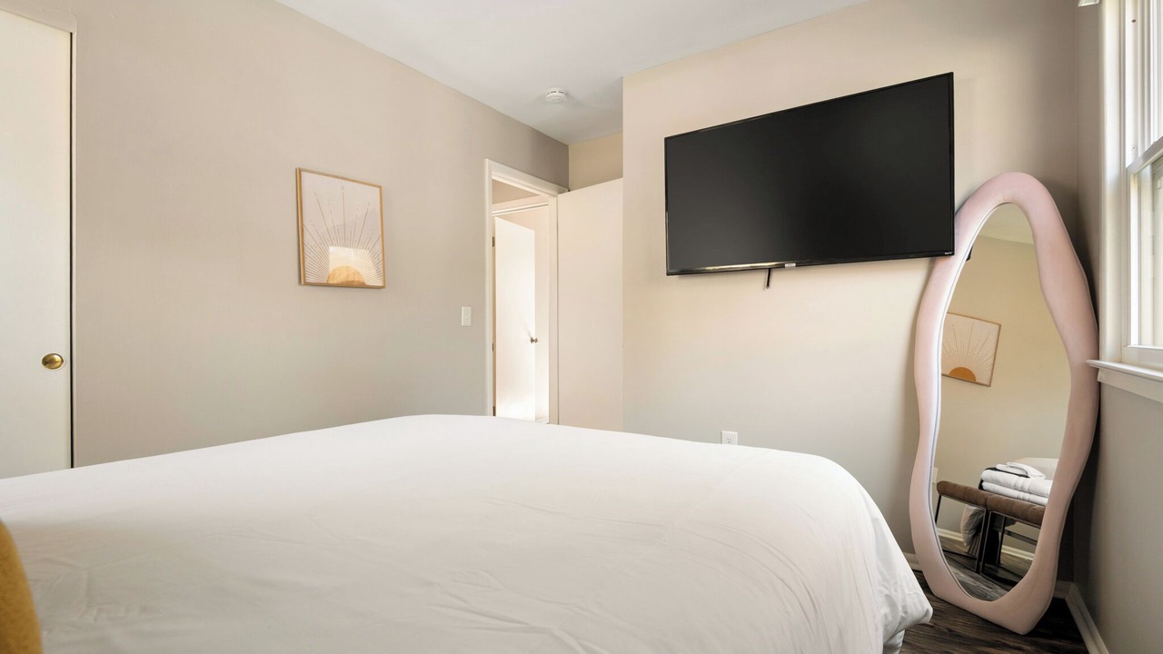Photo of Bedroom in Southeast Raleigh