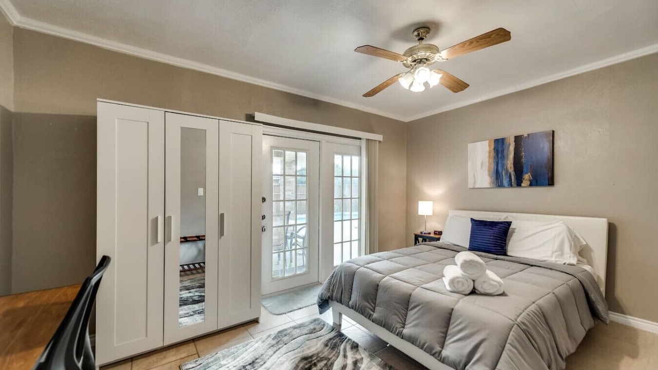 Photo of Bedroom in Far North Dallas