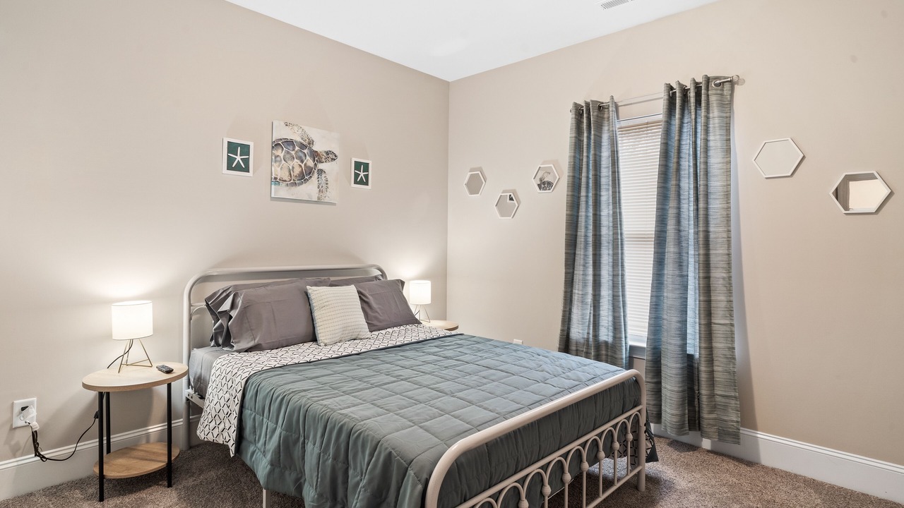 Photo of Bedroom in Little River