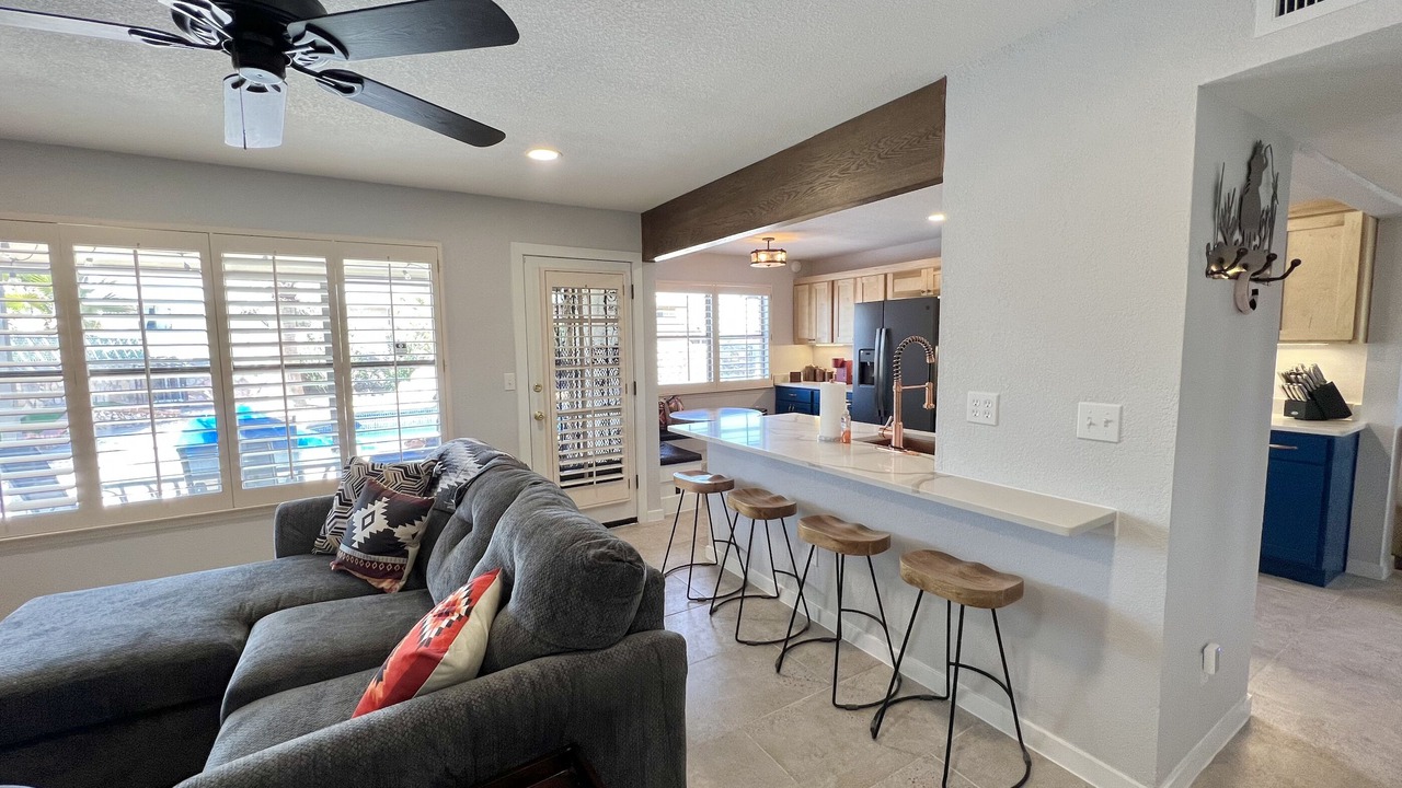 Photo of Livingroom in Biggs Field
