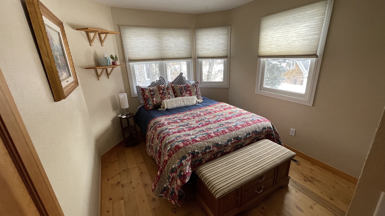 Photo of Bedroom in Lower Arapahoe