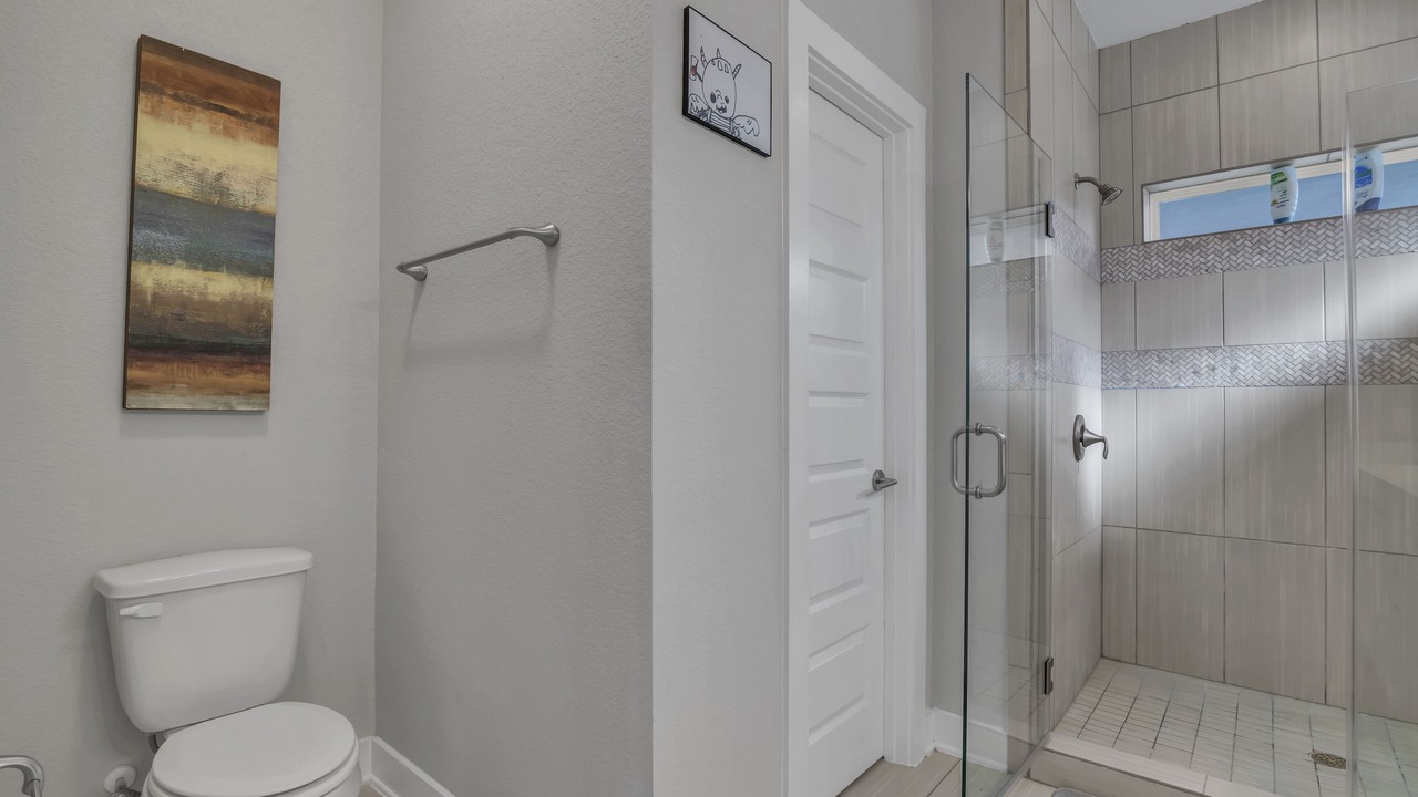 Photo of Bathroom in Parker Lane