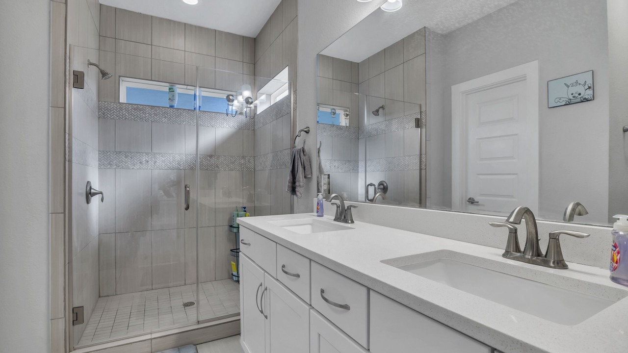 Photo of Bathroom in Parker Lane