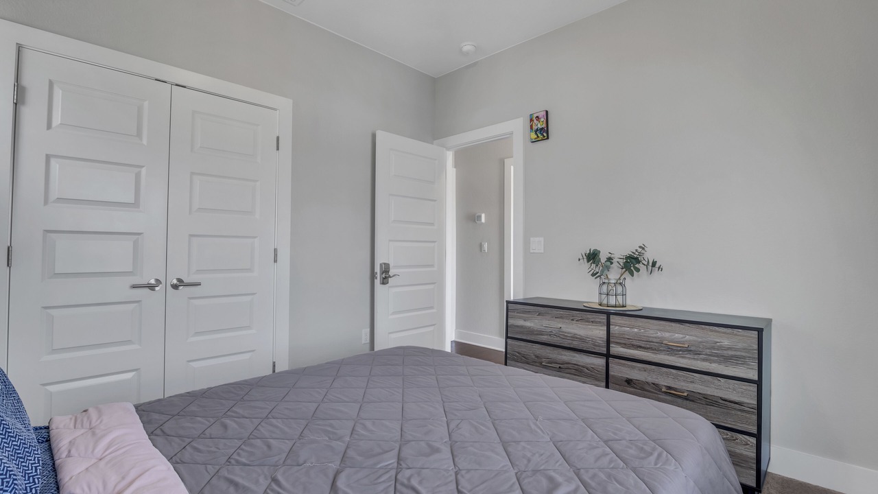 Photo of Bedroom in Parker Lane