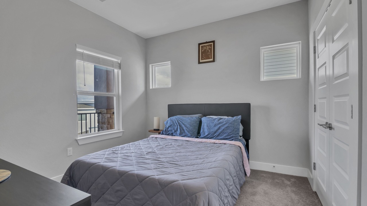 Photo of Bedroom in Parker Lane