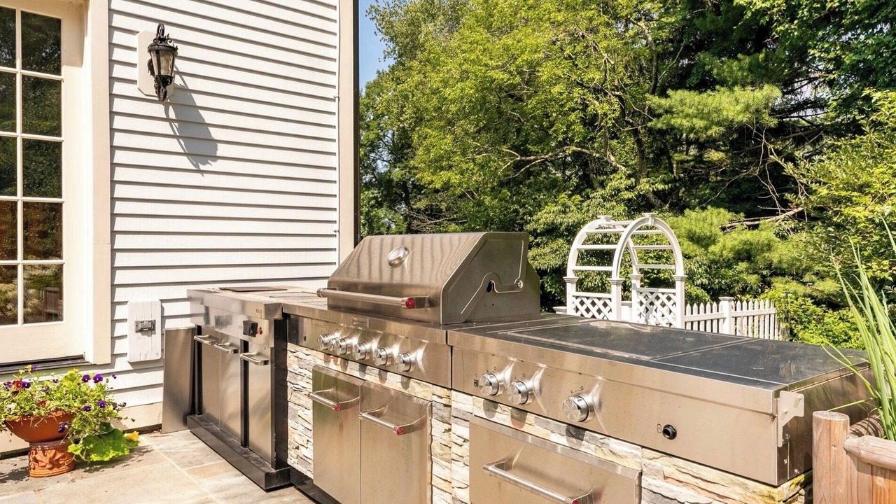 Photo of Patio Balcony in Stamford